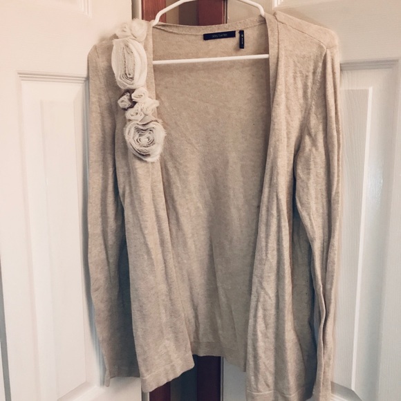 Flower Cardigan - Picture 1 of 3